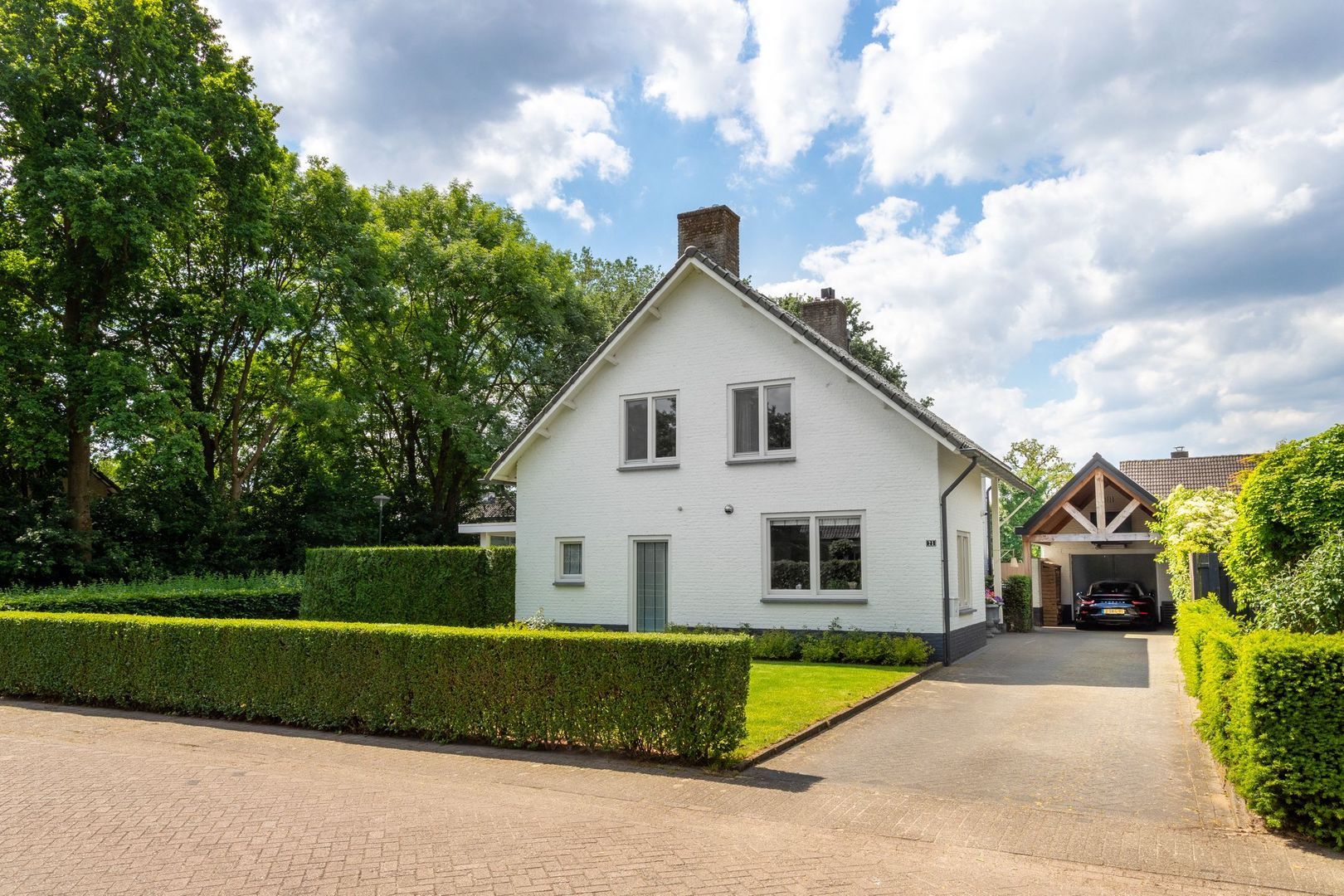 Mgr Frenkenstraat 21, Nuenen foto-1
