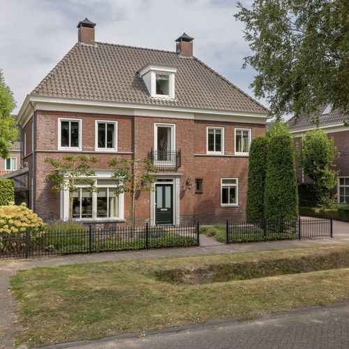 Brand 16, Helmond foto-1