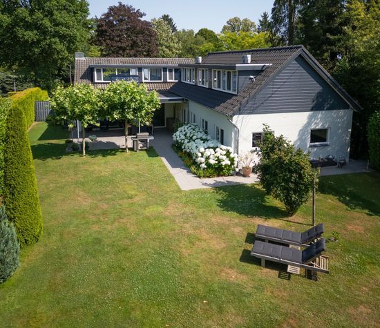 Schutterslaan 19, Helmond