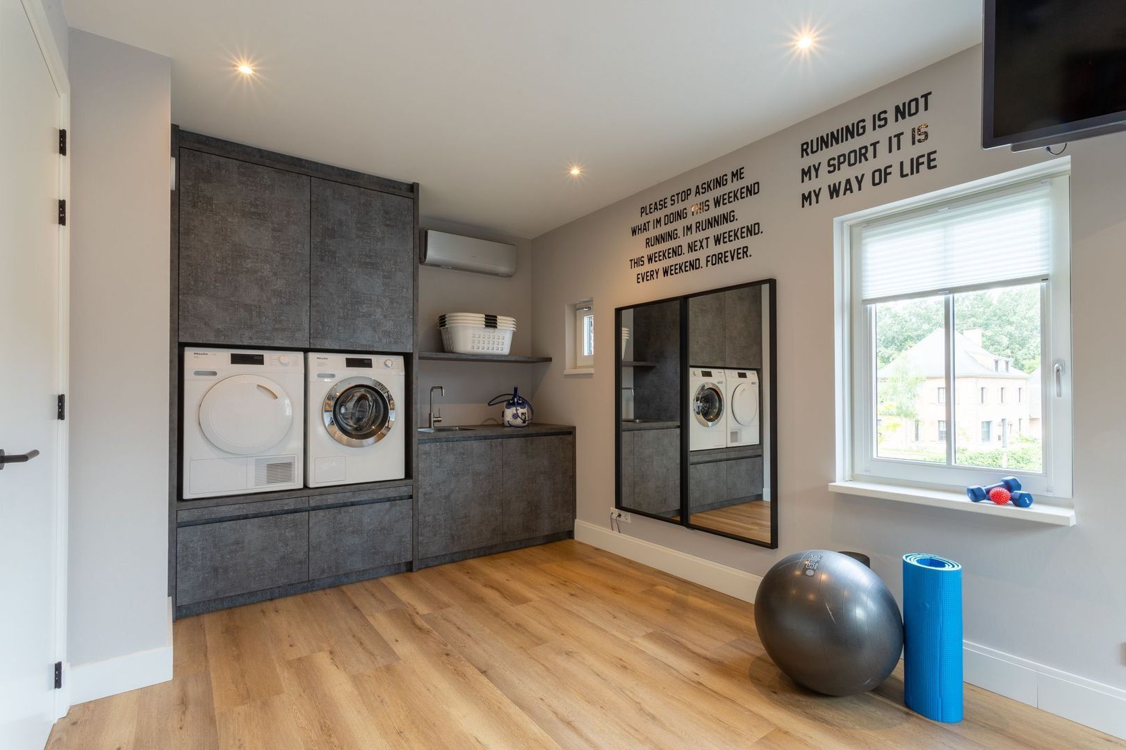 Zoete Kers 27, Helmond foto-40