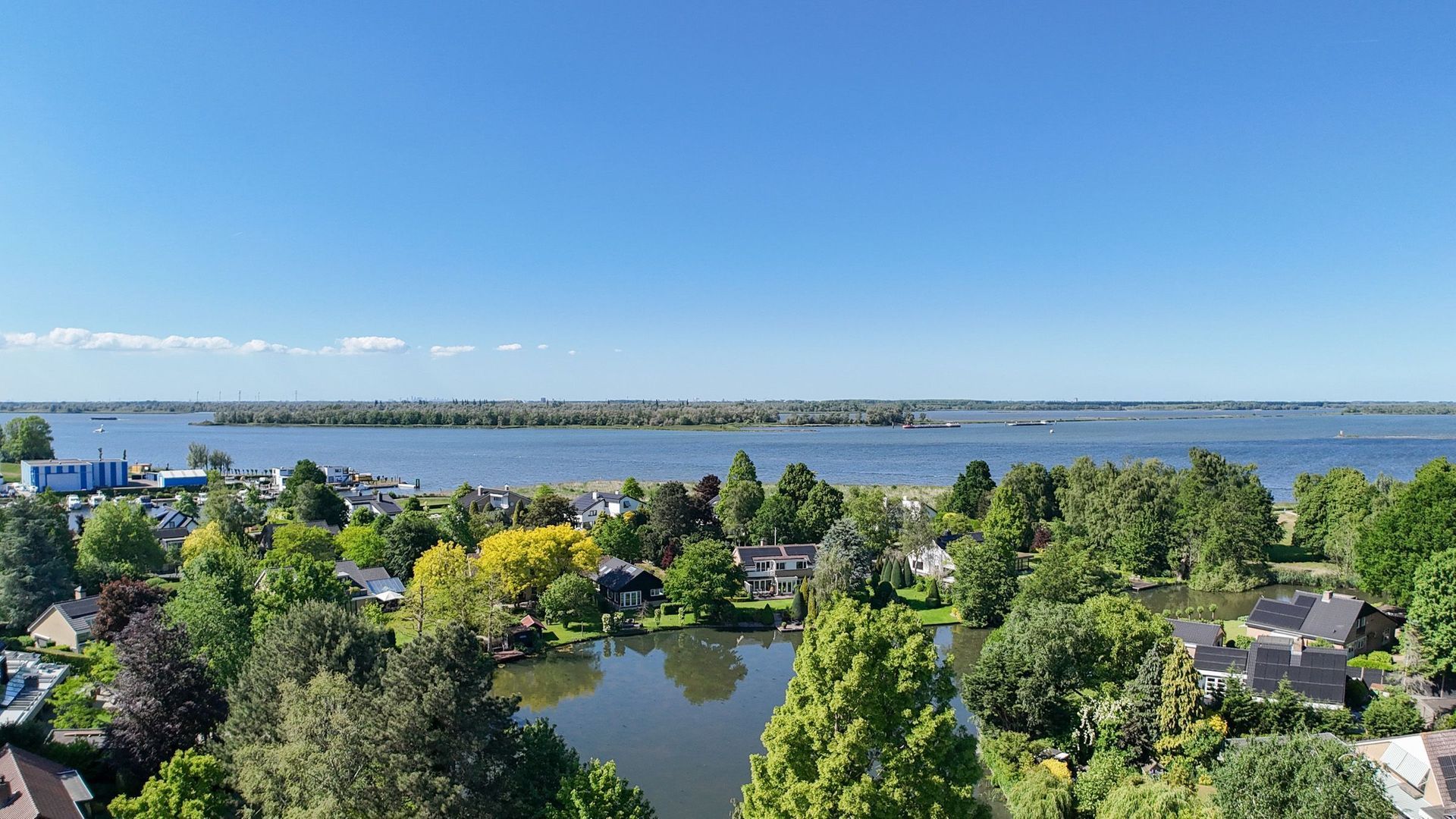 Ameroever 42, Lage Zwaluwe foto-44