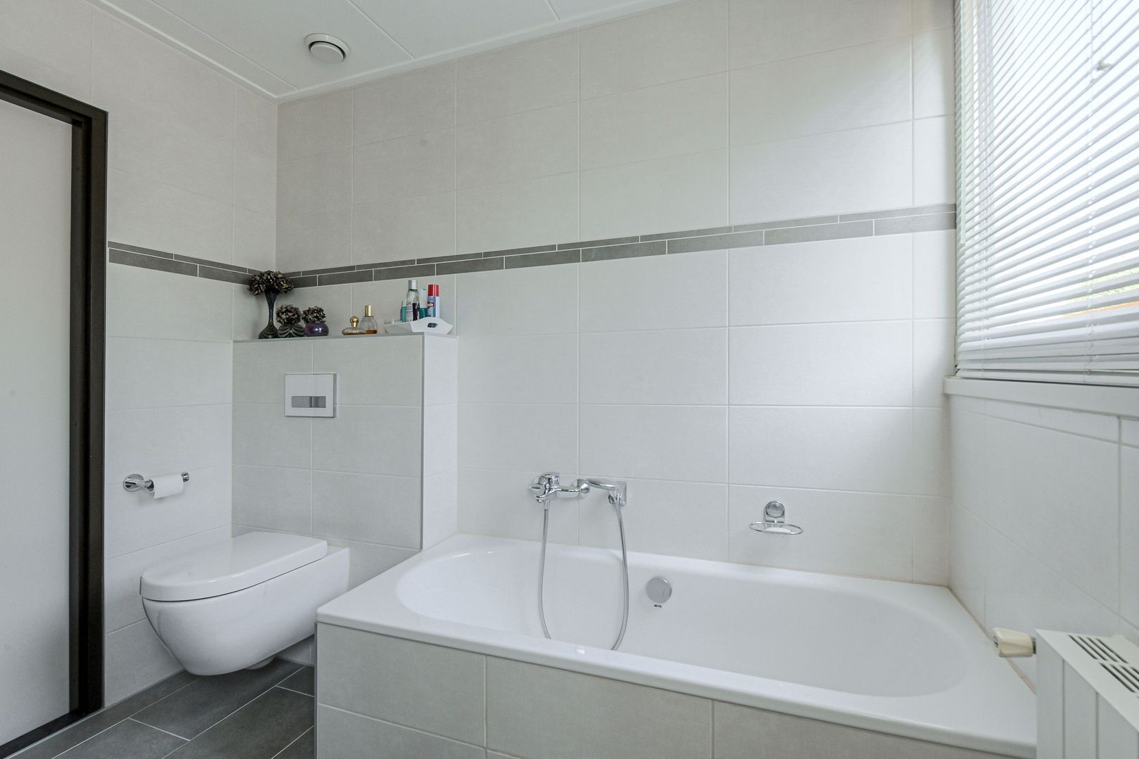 Abraham Bloemaerthoek 10, Oosterhout foto-25