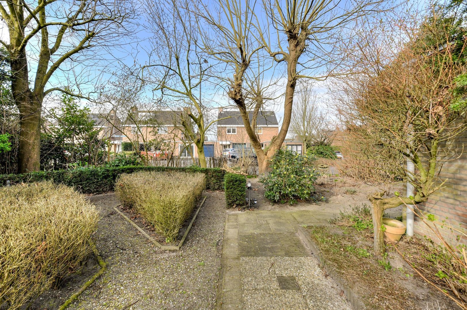 Mezenlaan 61, Oosterhout foto-36