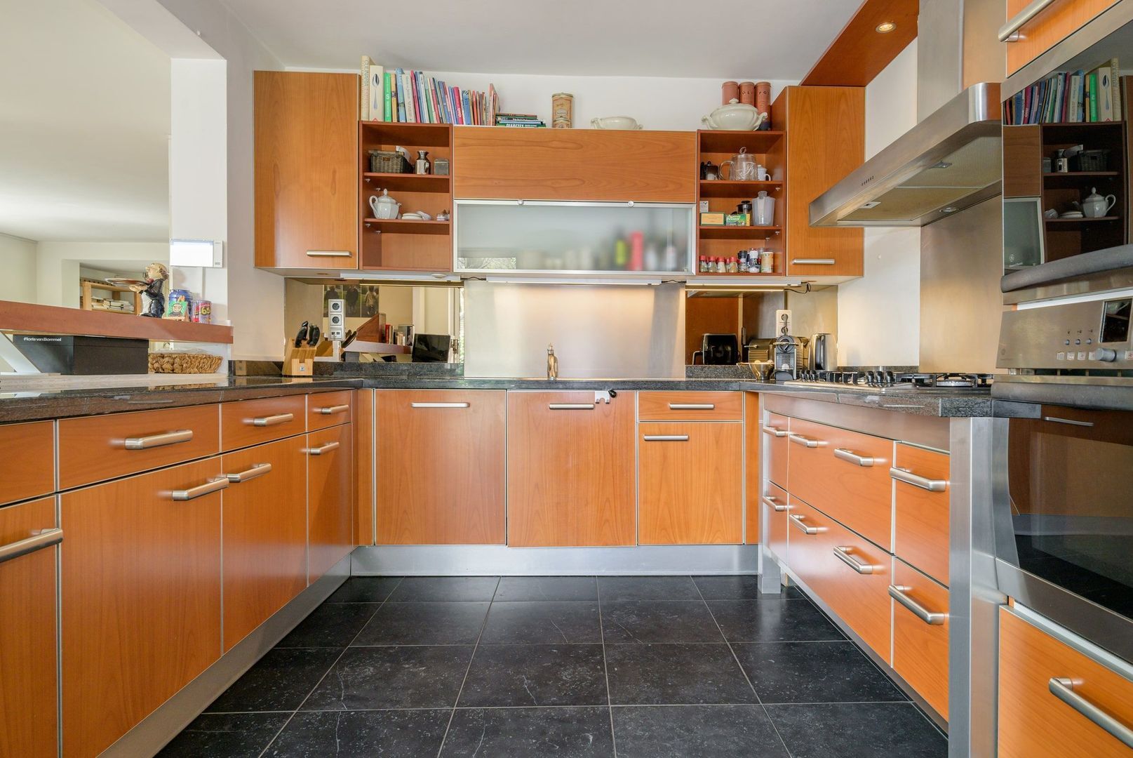 Mezenlaan 61, Oosterhout foto-10