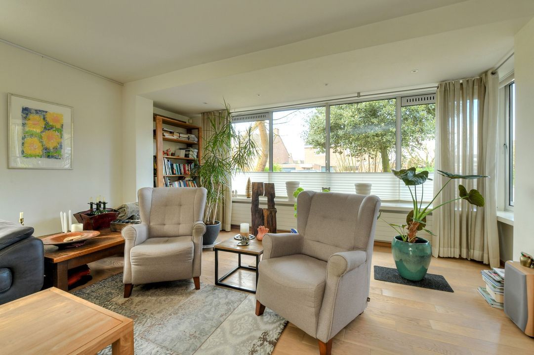 Mezenlaan 61, Oosterhout foto-3