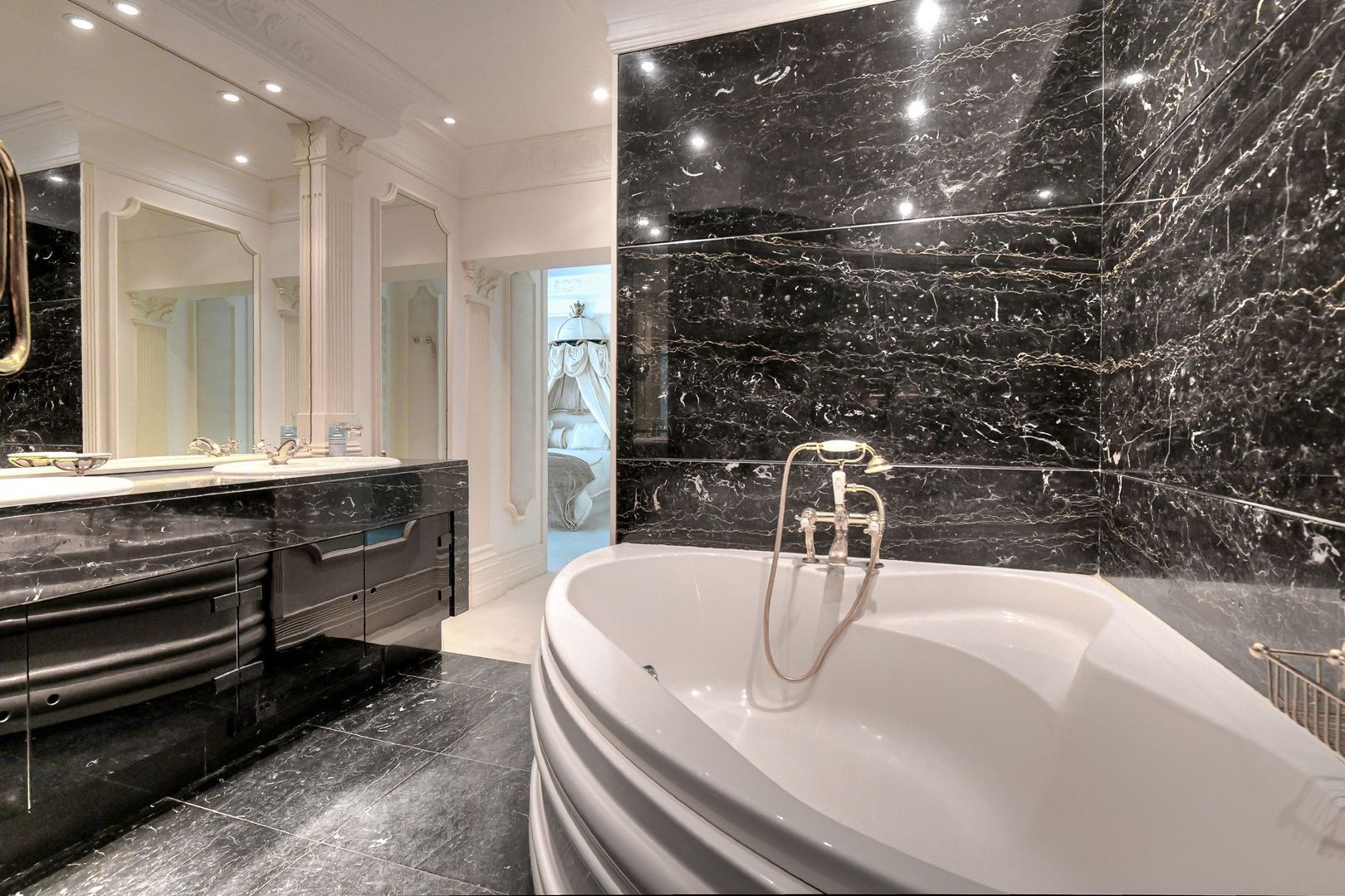 Ameroever 42, Lage Zwaluwe foto-13