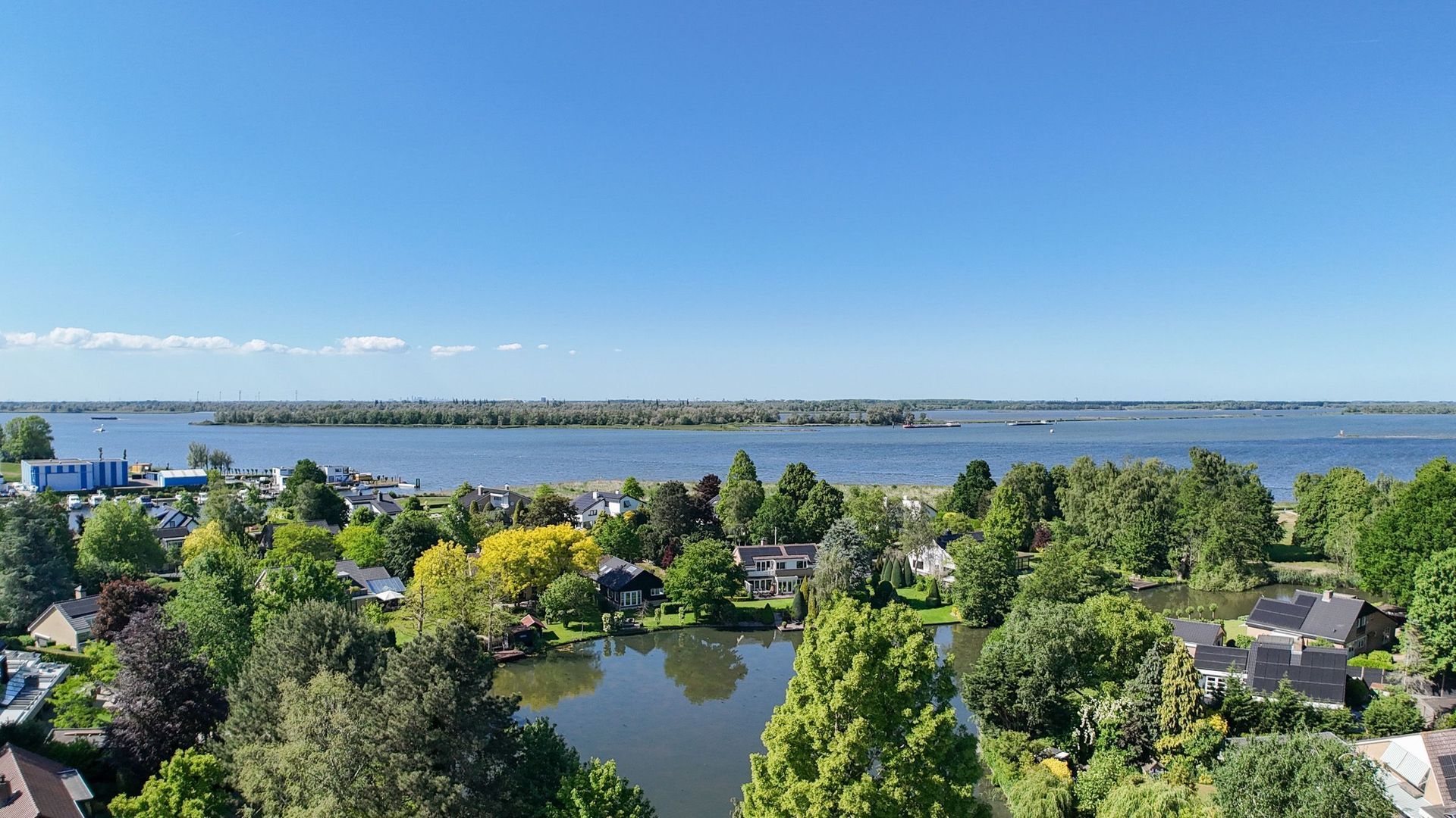 Ameroever 42, Lage Zwaluwe foto-44