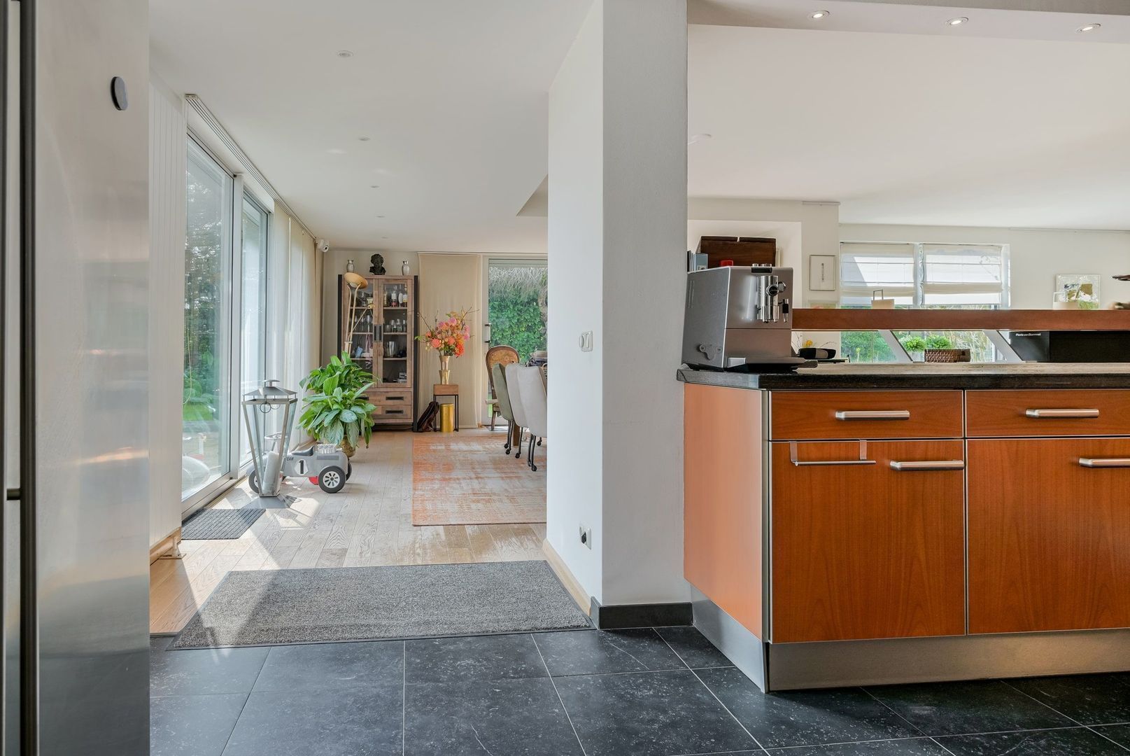 Mezenlaan 61, Oosterhout foto-11