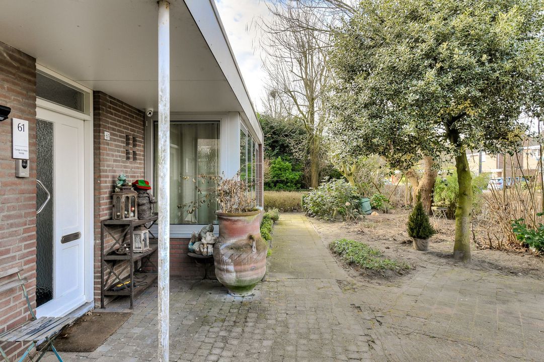 Mezenlaan 61, Oosterhout foto-2