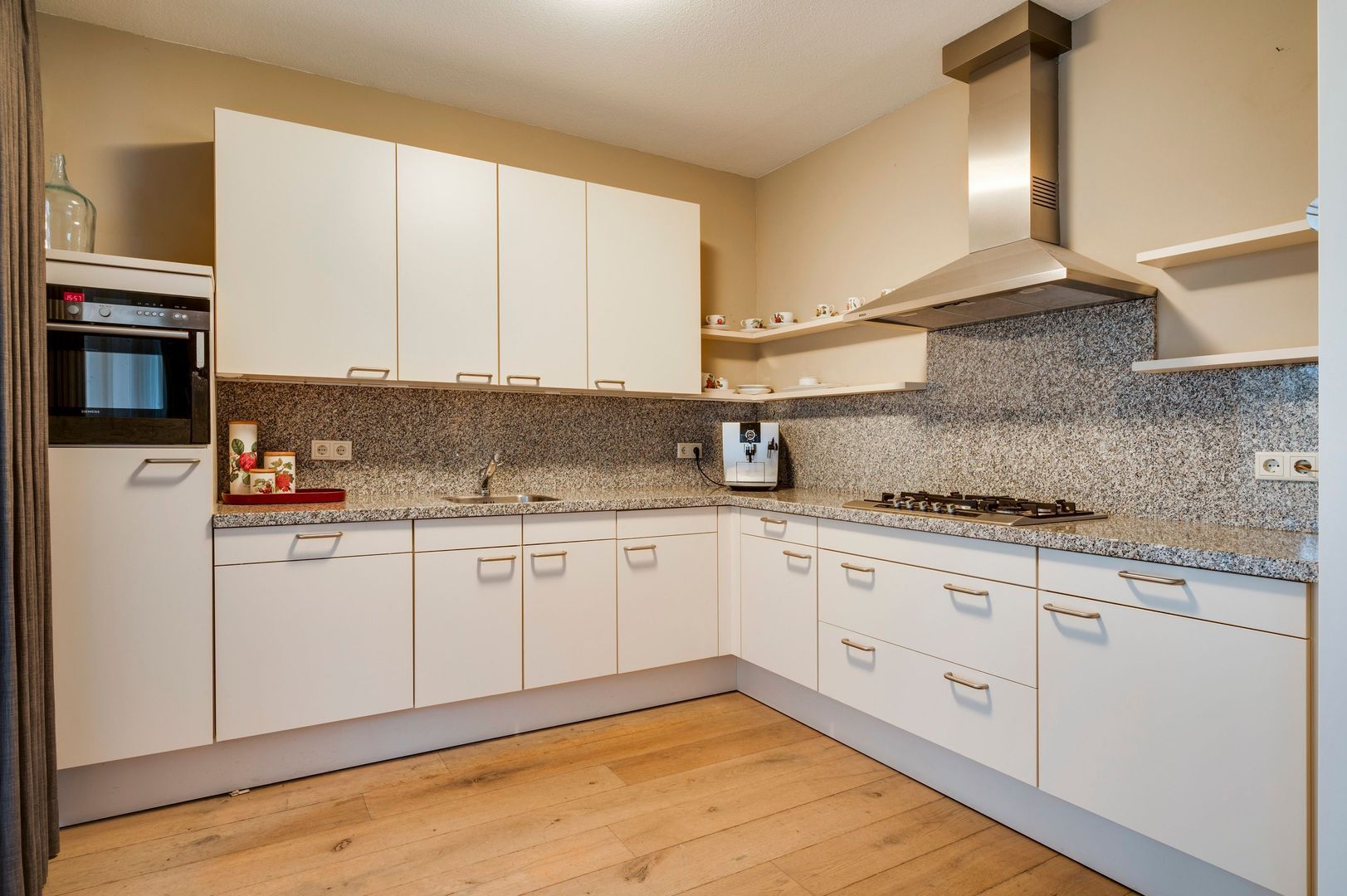 Graafschap Hornelaan 32 A, Weert foto-11