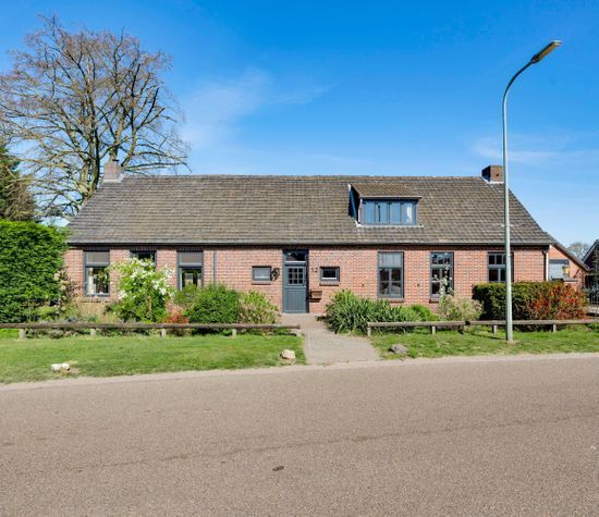 Crixstraat 12, Stramproy