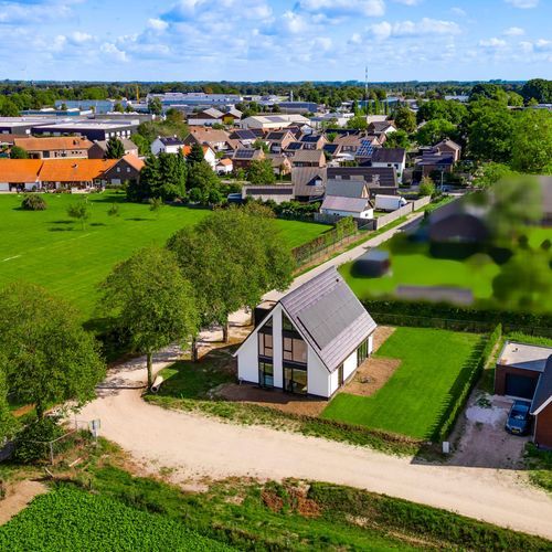 Lewieze 30, Stramproy foto-1