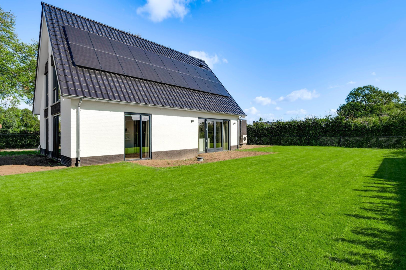 Lewieze 30, Stramproy foto-43