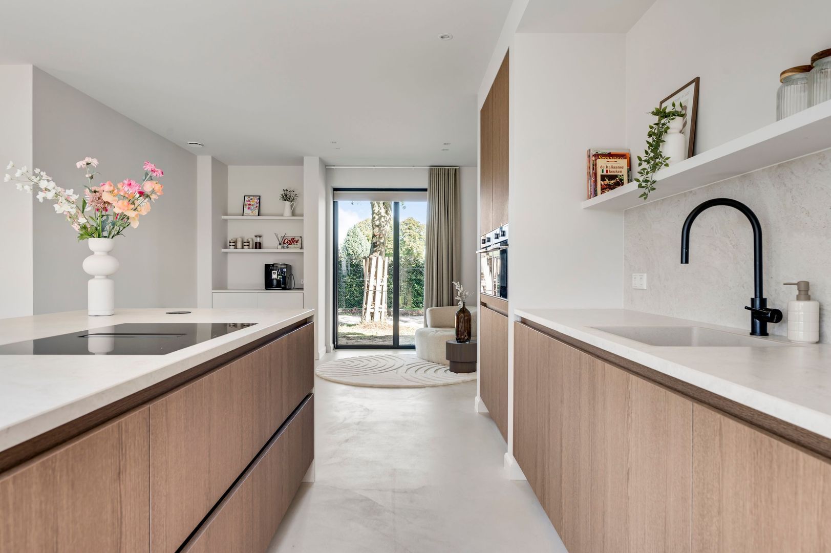 Lewieze 30, Stramproy foto-10