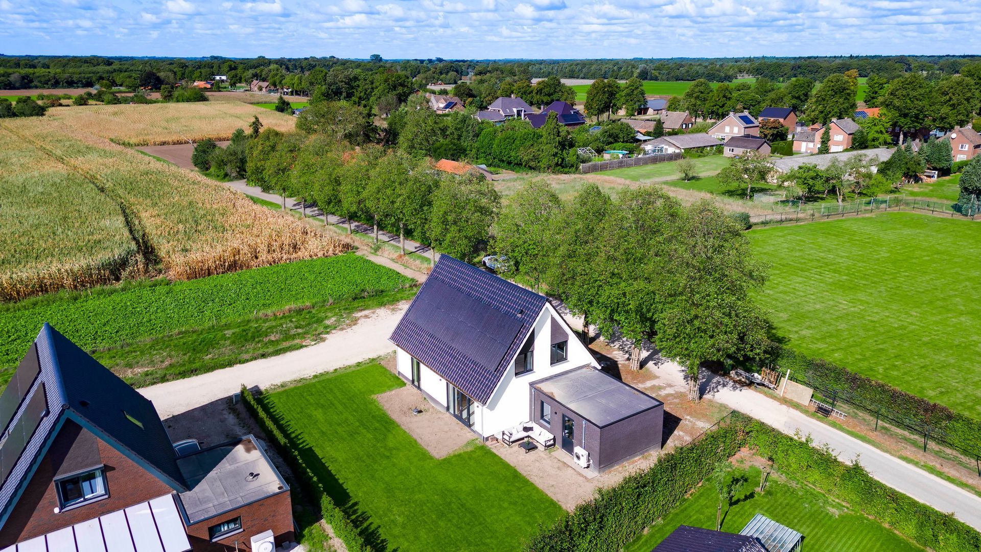 Lewieze 30, Stramproy foto-47