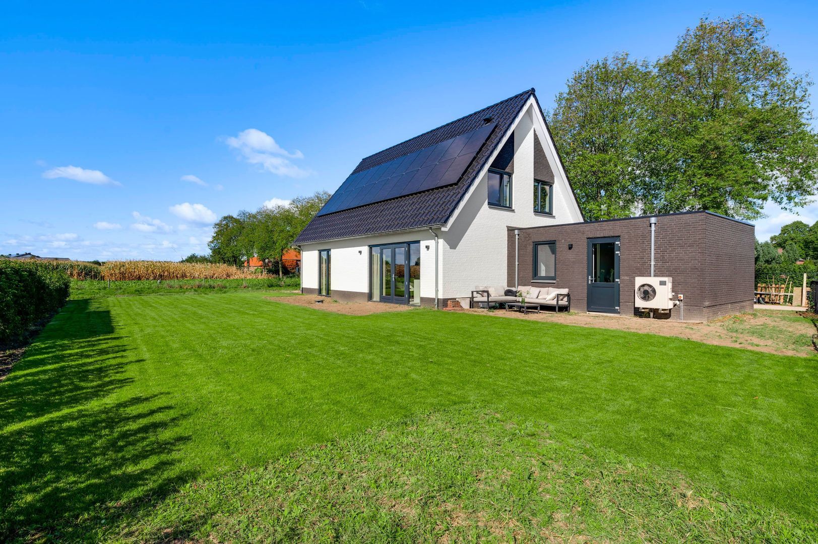 Lewieze 30, Stramproy foto-44