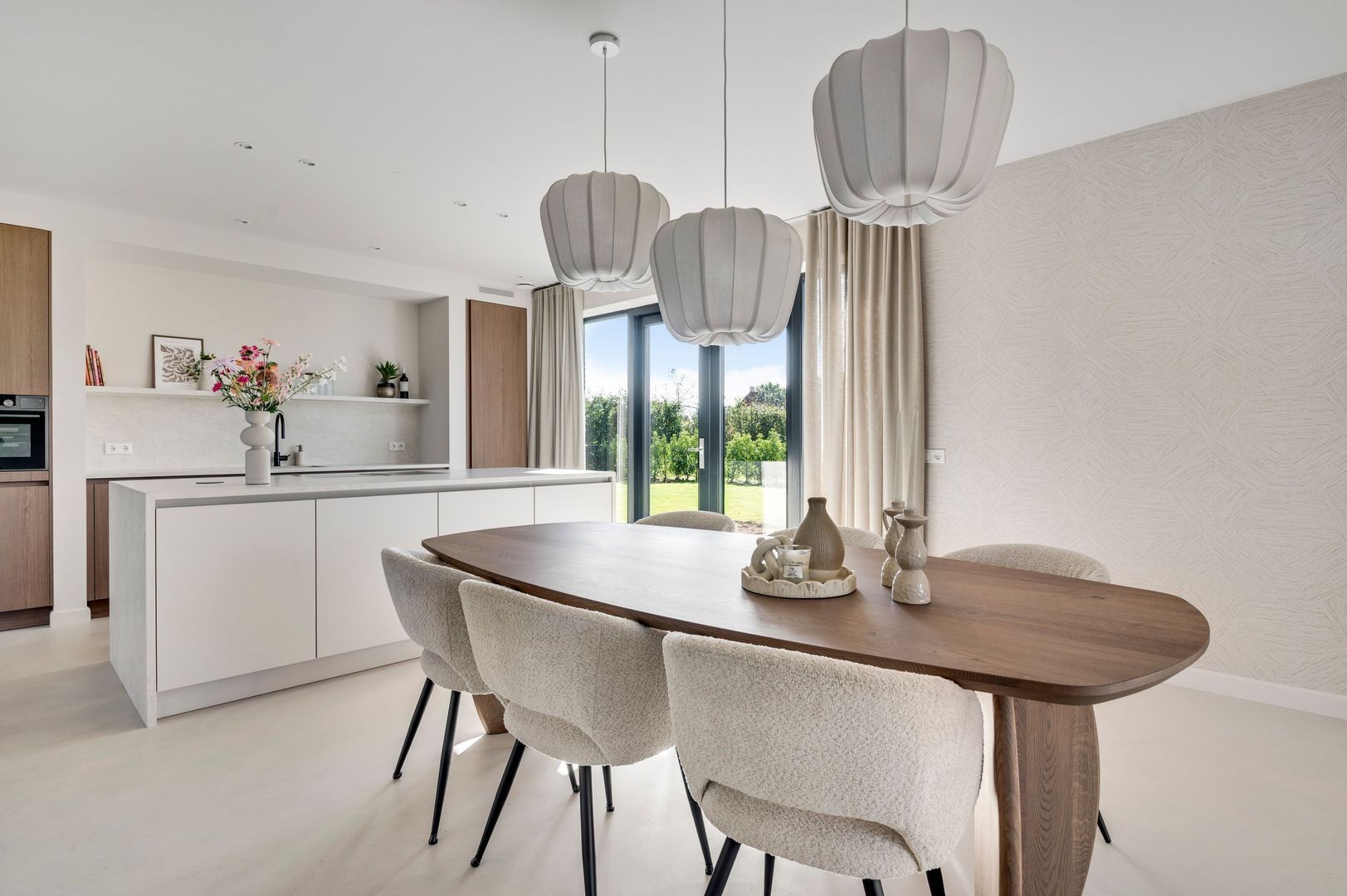 Lewieze 30, Stramproy foto-9