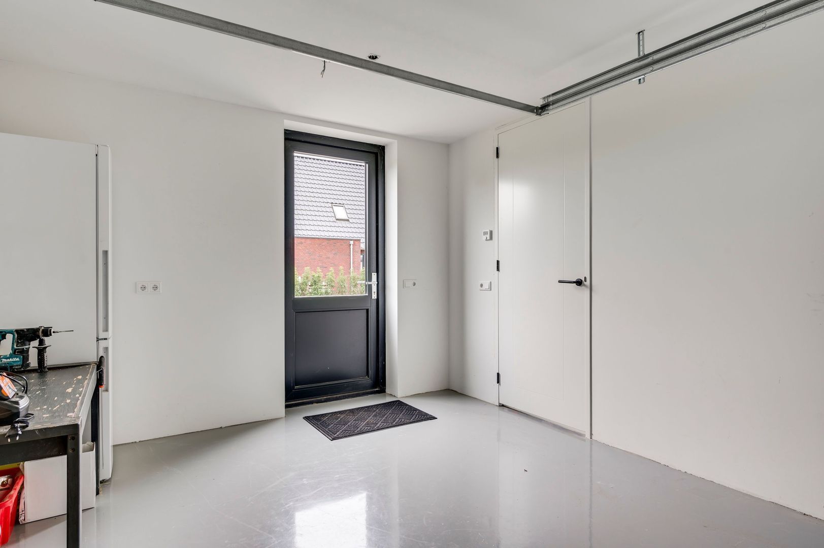 Lewieze 30, Stramproy foto-25