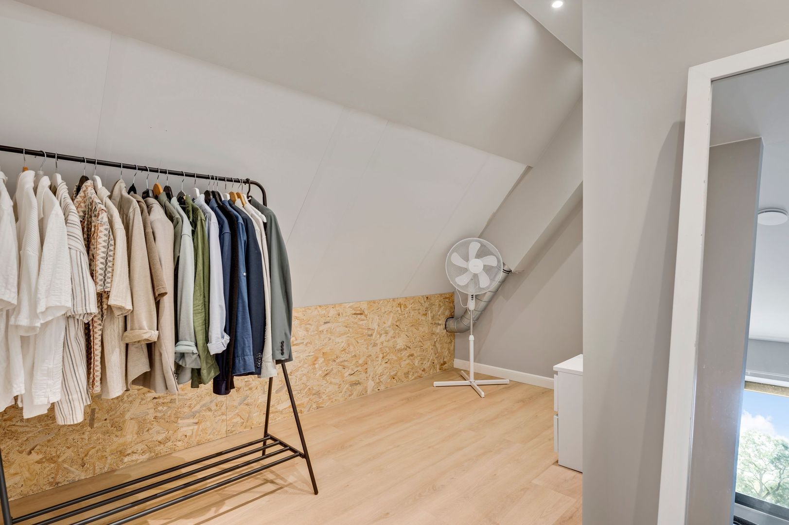 Lewieze 30, Stramproy foto-30