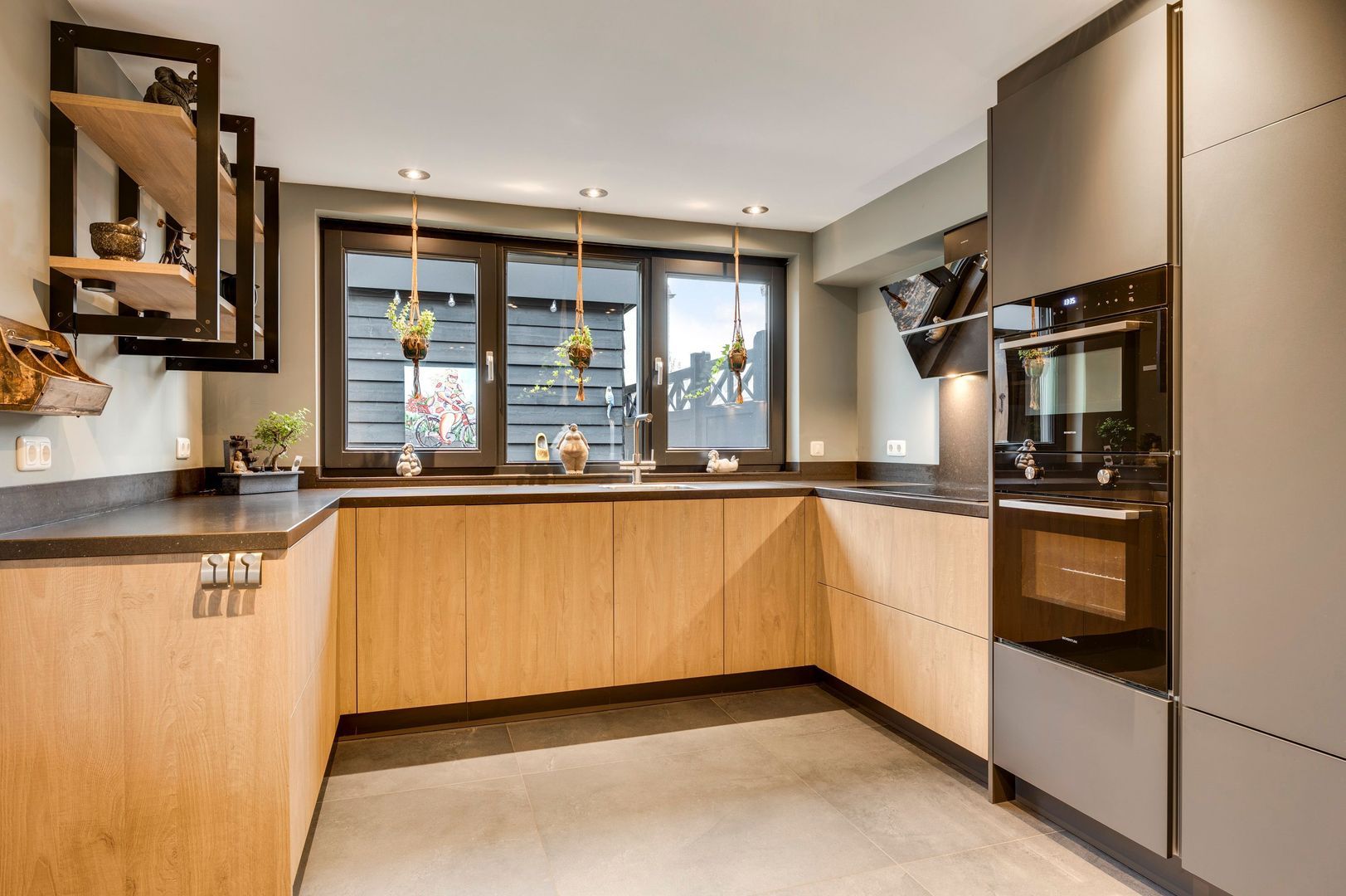 Staat 21, Nederweert foto-12