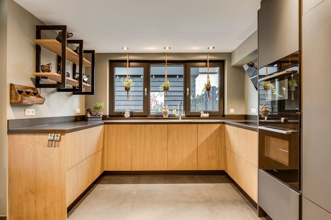 Staat 21, Nederweert foto-3