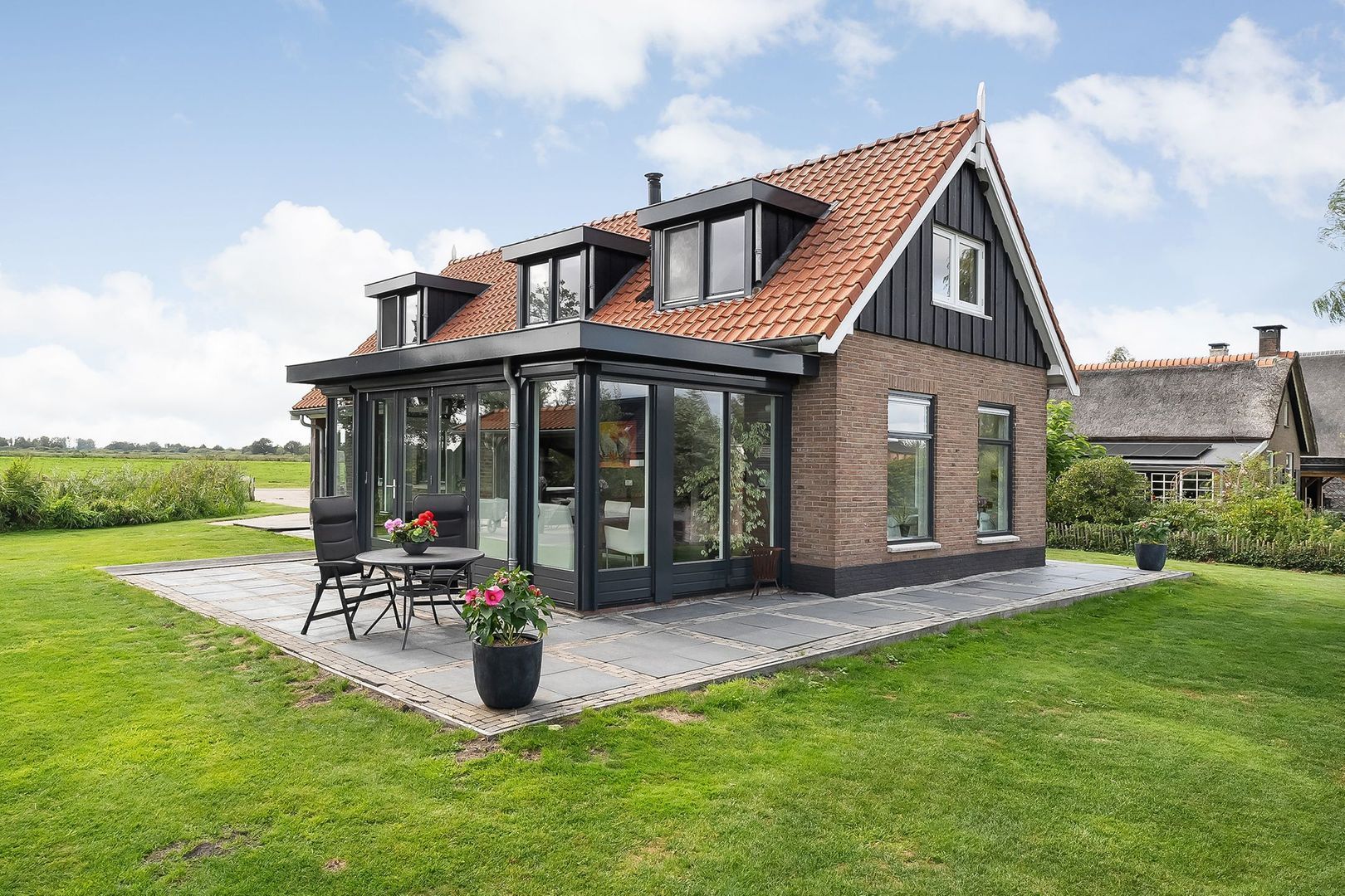 Wetering West 69, Wetering foto-2