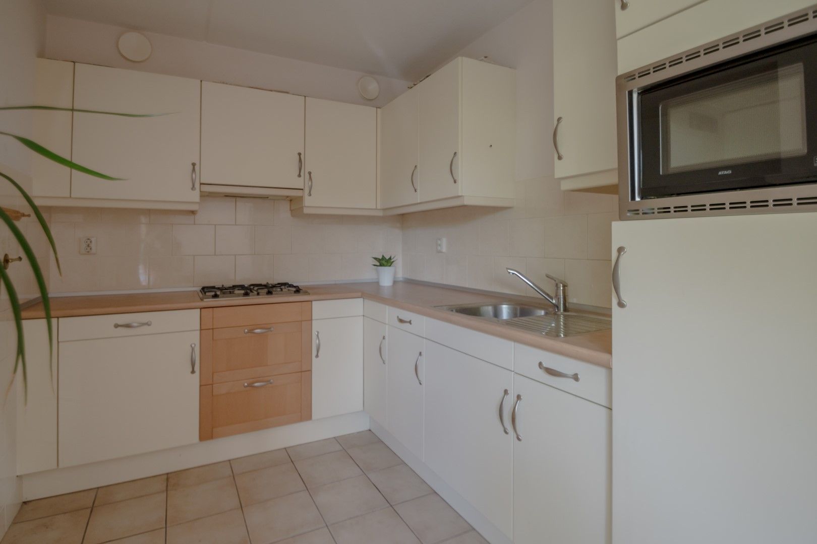 Eemster 85, Dwingeloo foto-24