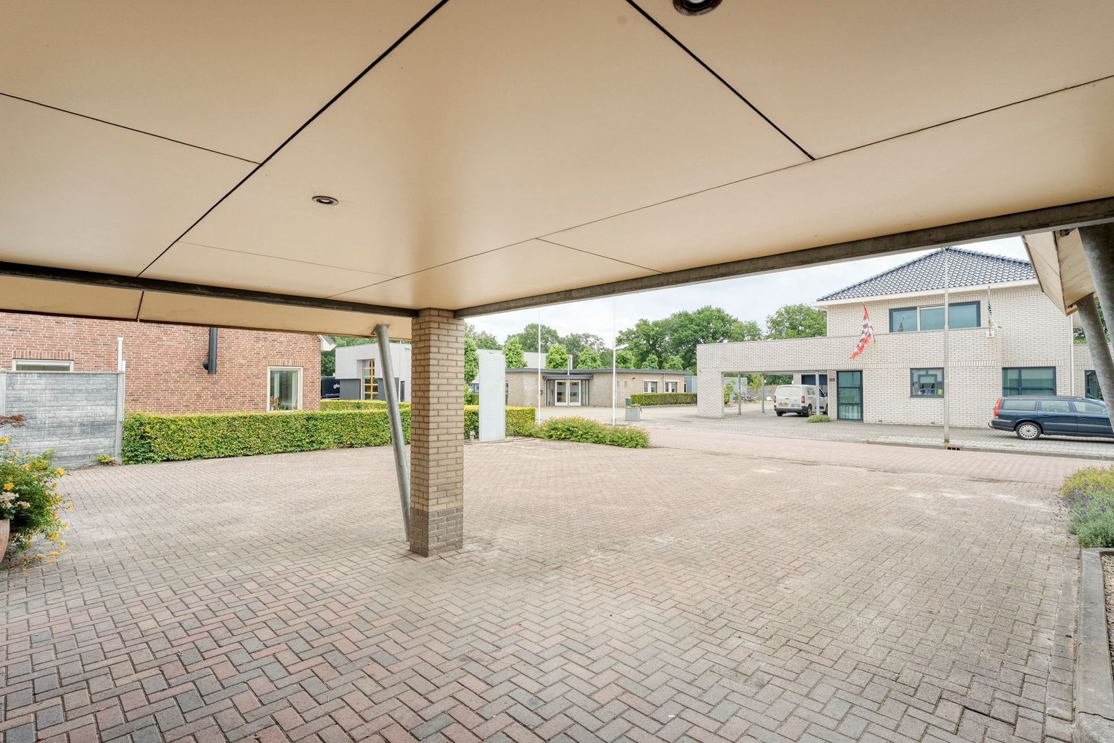 Nijverheidsweg 15, Nijeveen foto-14