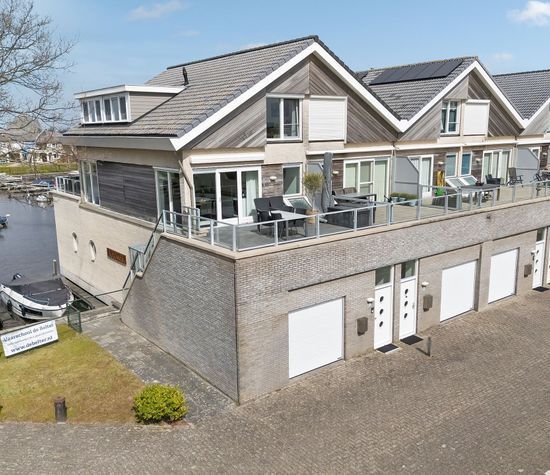 Veneweg 290 001, Wanneperveen