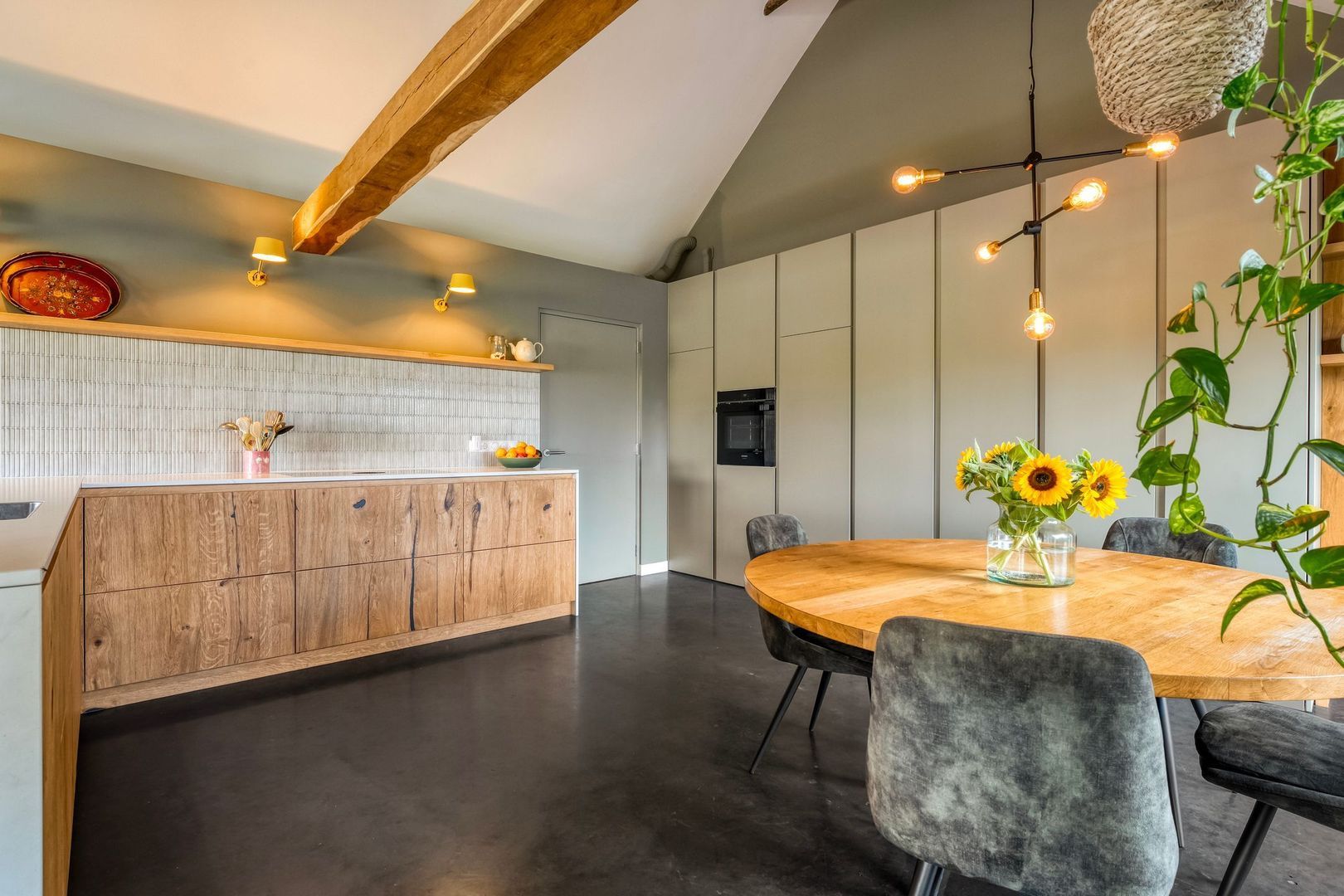 Rijksweg 1, Uffelte foto-22