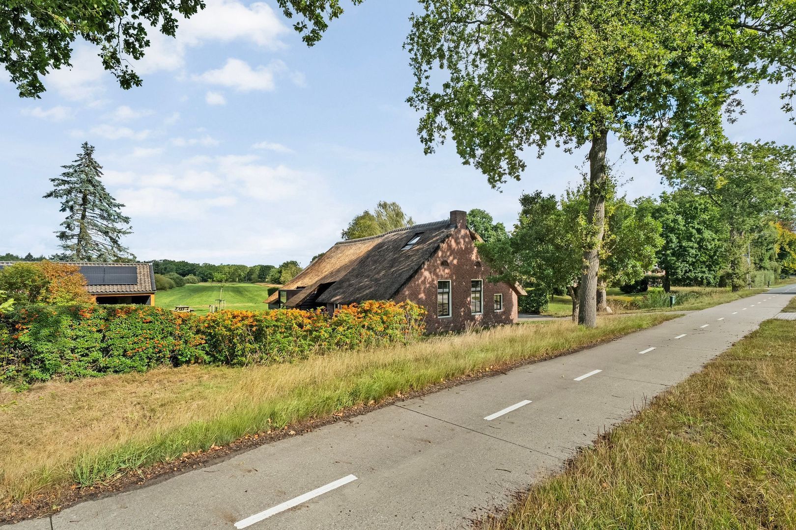 Rijksweg 1, Uffelte foto-7