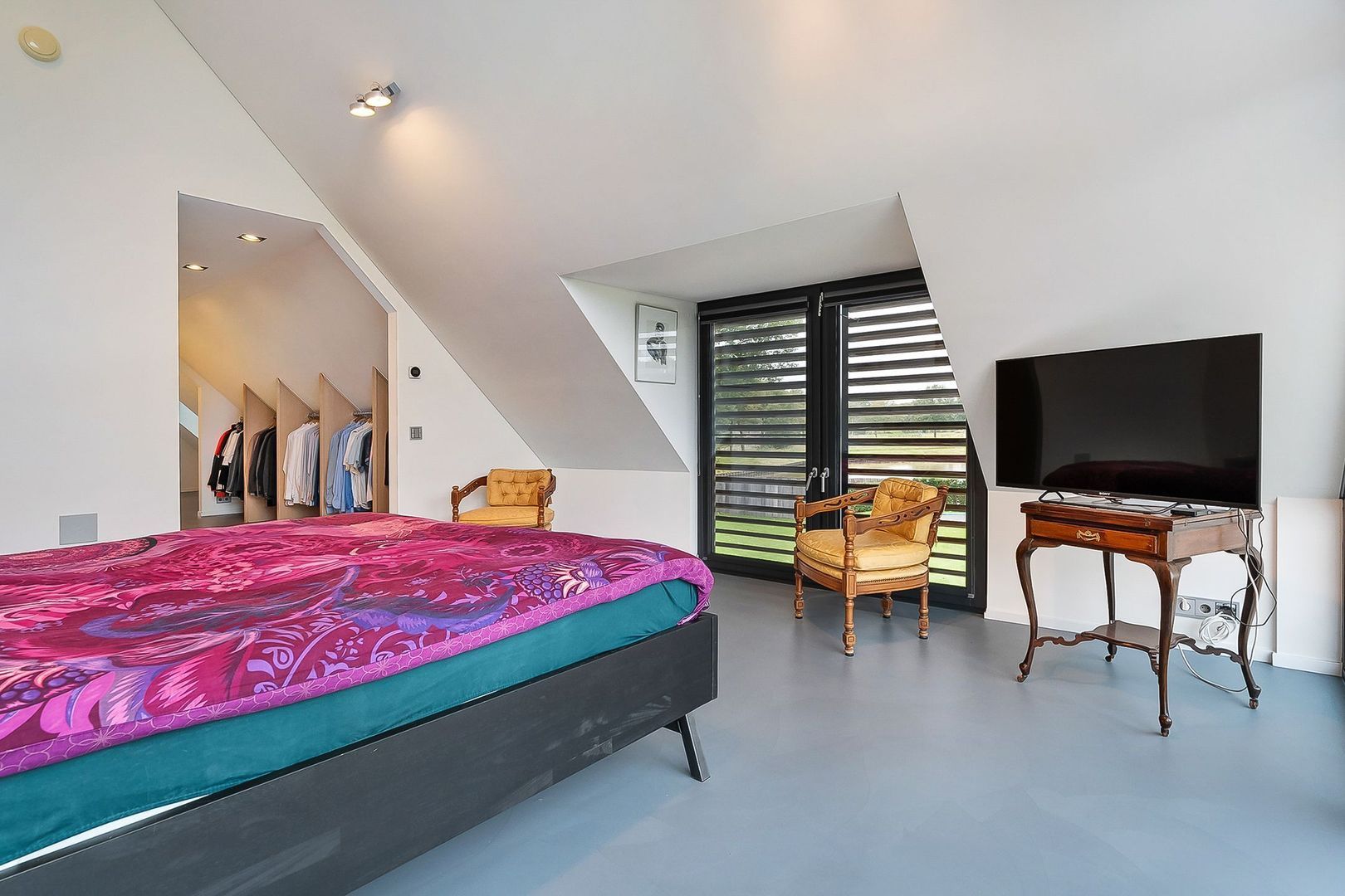 Rogat 1, Rogat foto-59