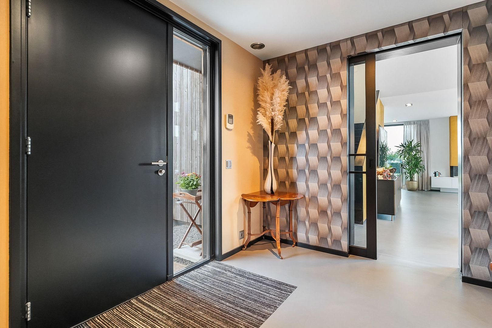 Rogat 1, Rogat foto-18