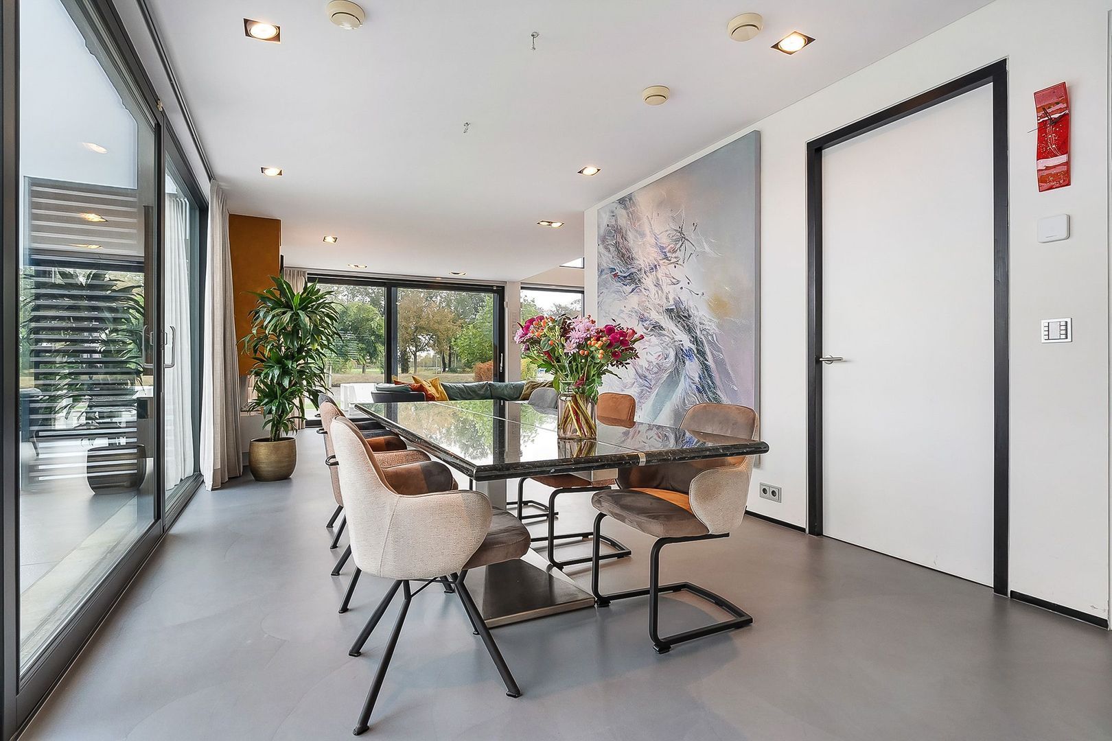 Rogat 1, Rogat foto-3