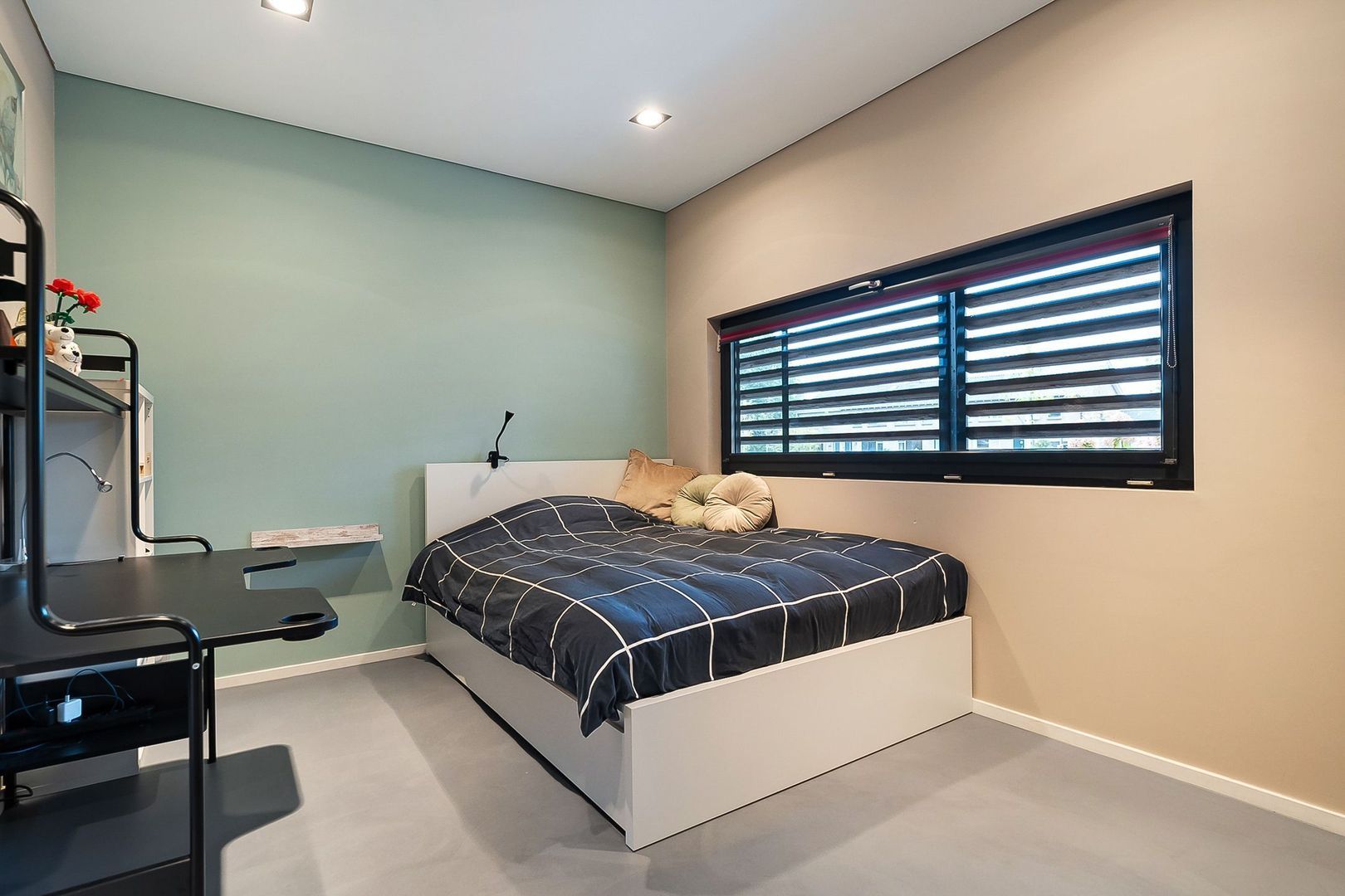 Rogat 1, Rogat foto-39