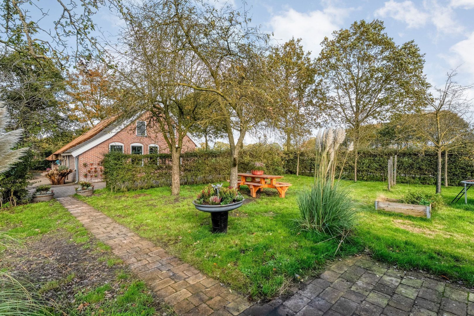 Armweide 5, Ruinen foto-3