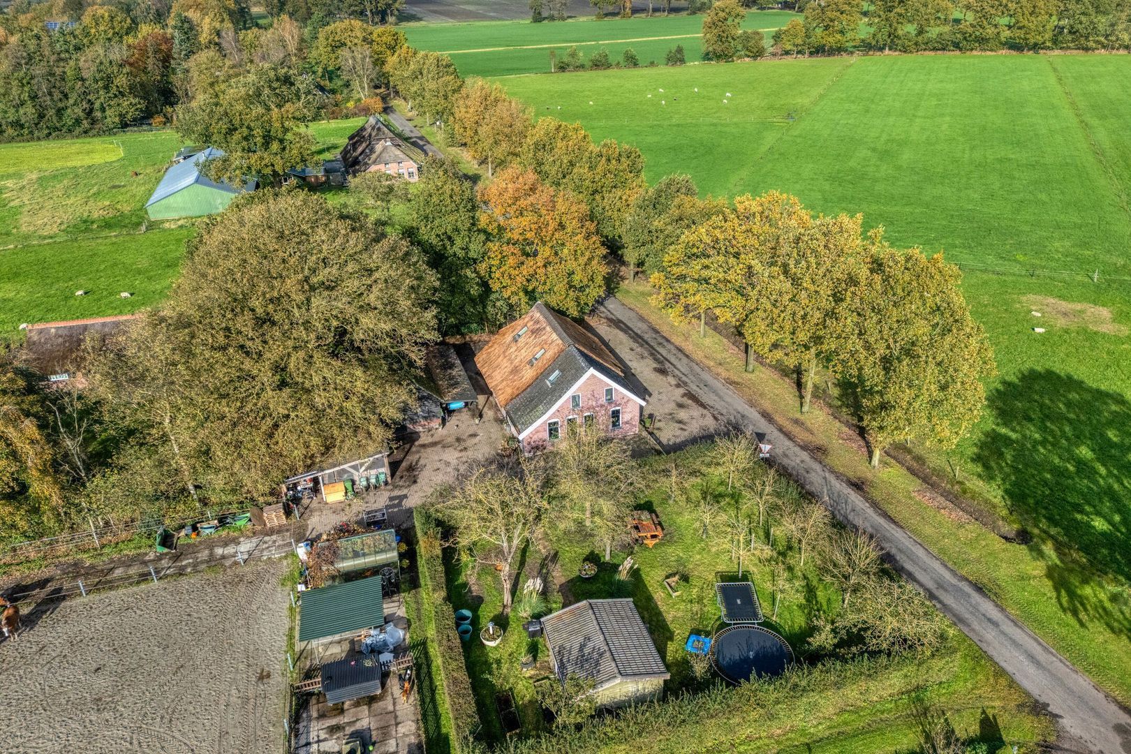 Armweide 5, Ruinen foto-4