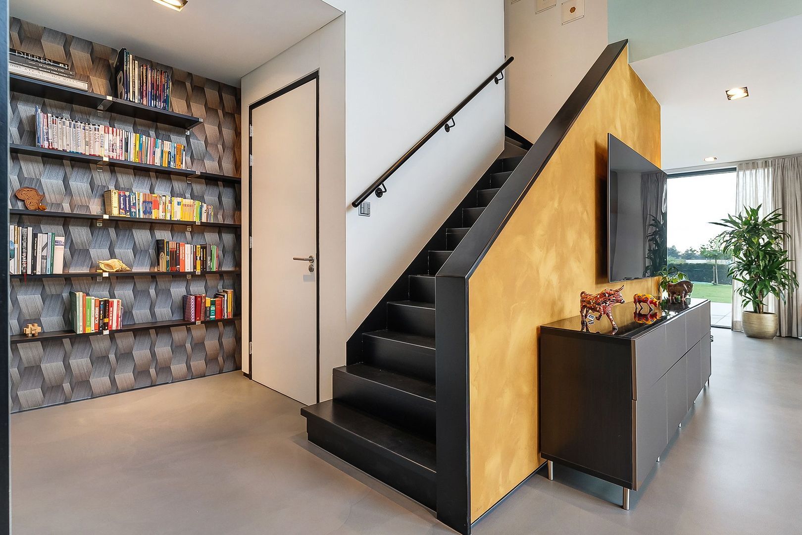 Rogat 1, Rogat foto-26