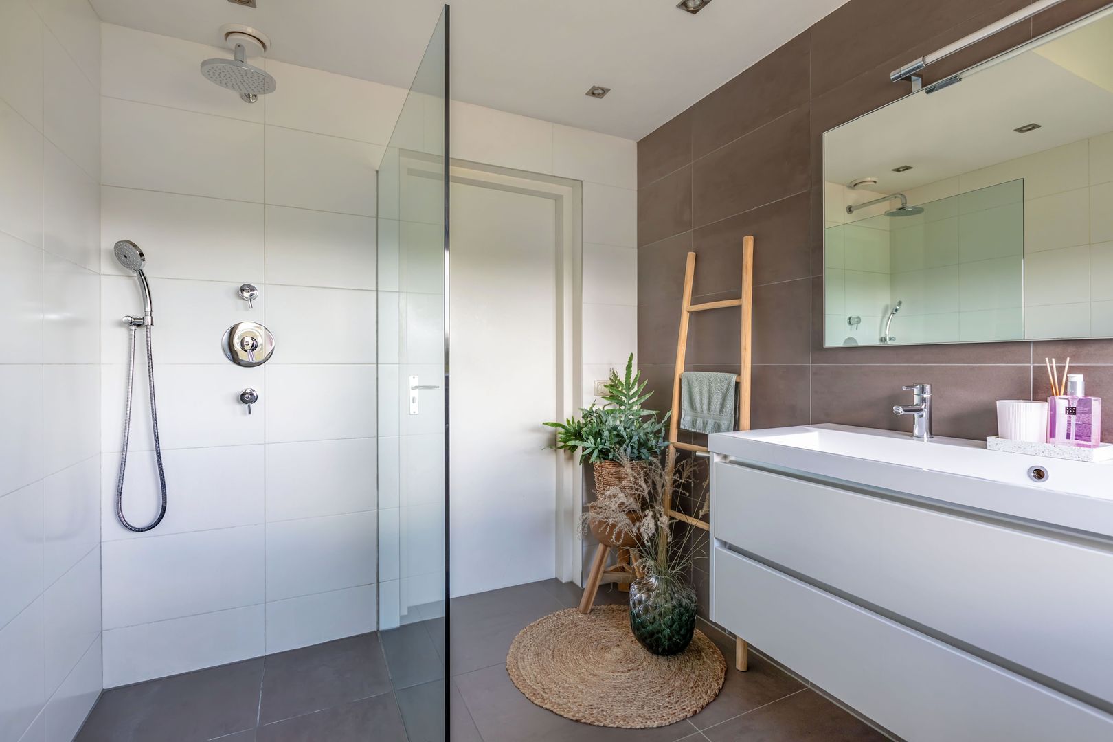 Overburen 17, Peperga foto-30