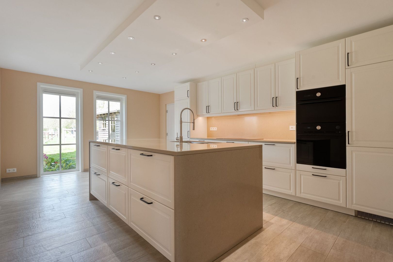 Sepiepenakkers 4, Diever foto-3