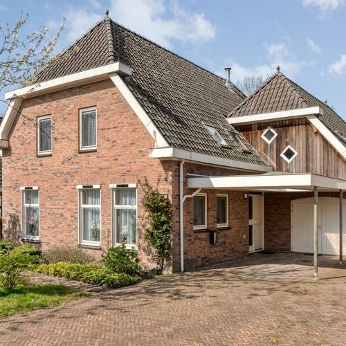 Sepiepenakkers 4, Diever foto-1