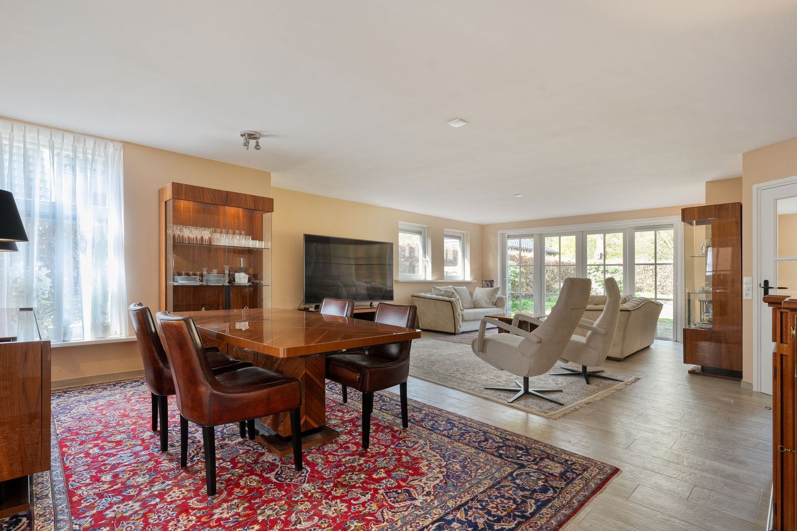 Sepiepenakkers 4, Diever foto-13