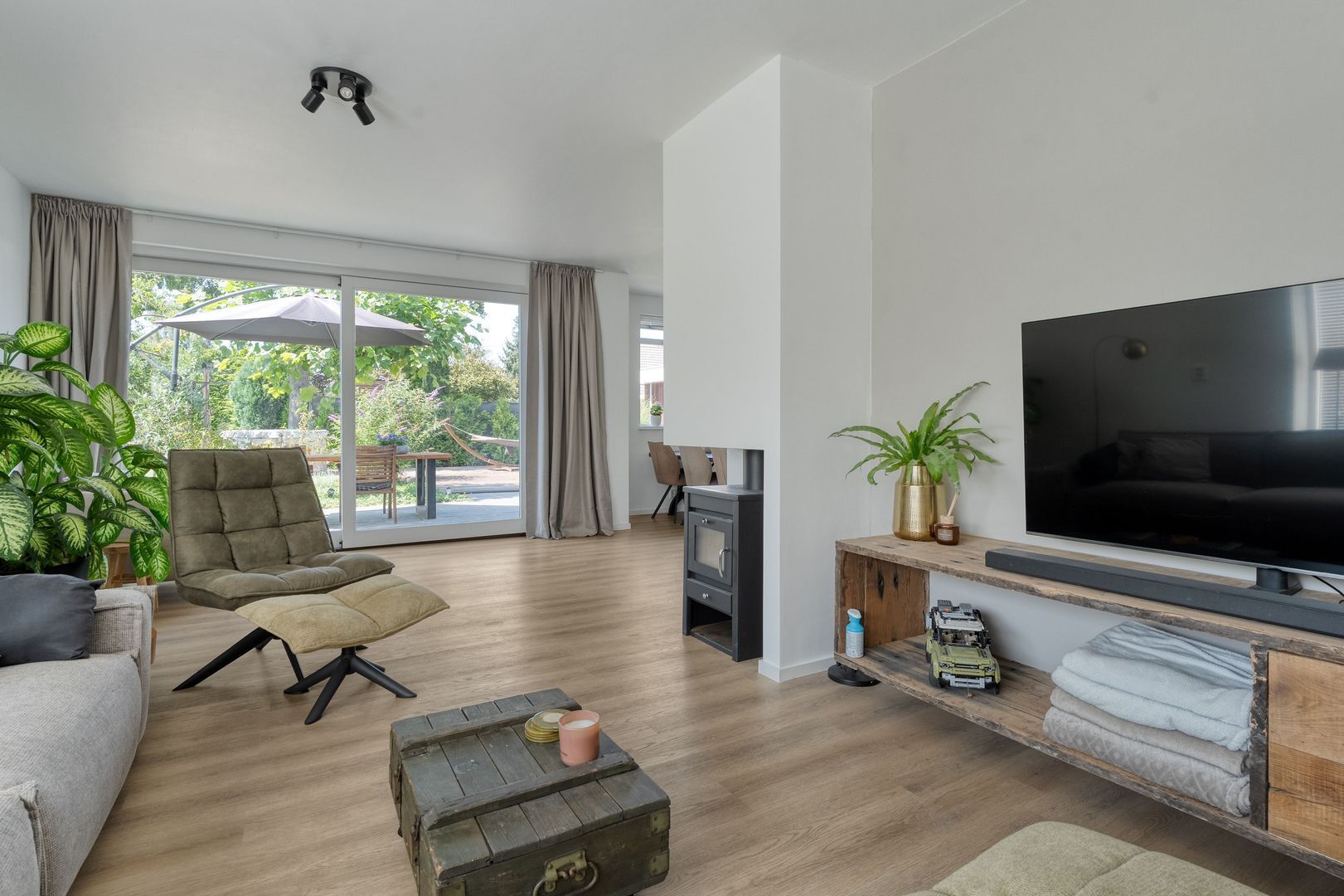 Linthorst Homanstraat 7, Wilhelminaoord foto-1