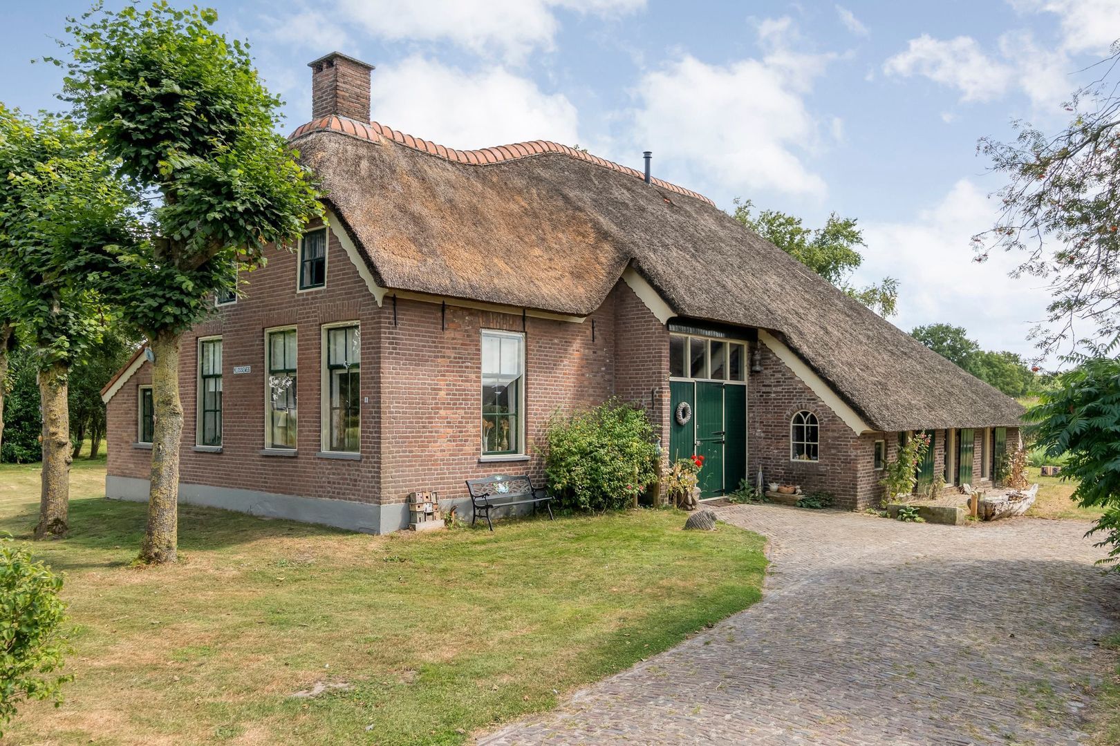 Klosseweg 1, Wanneperveen foto-0