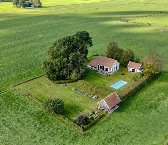 Leemweg 25, Steggerda