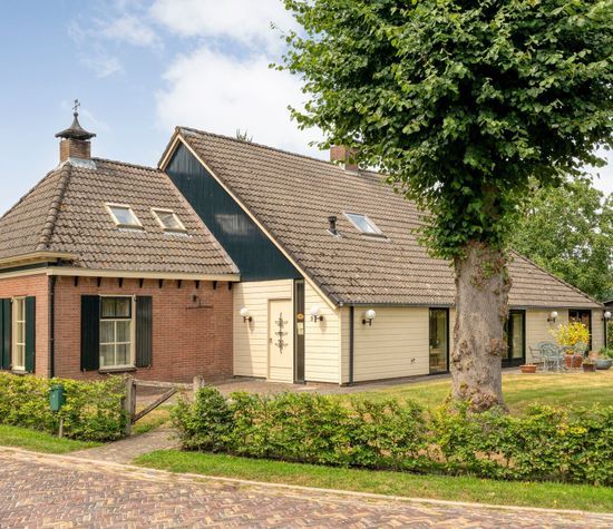 De Hoek 9, Vledder