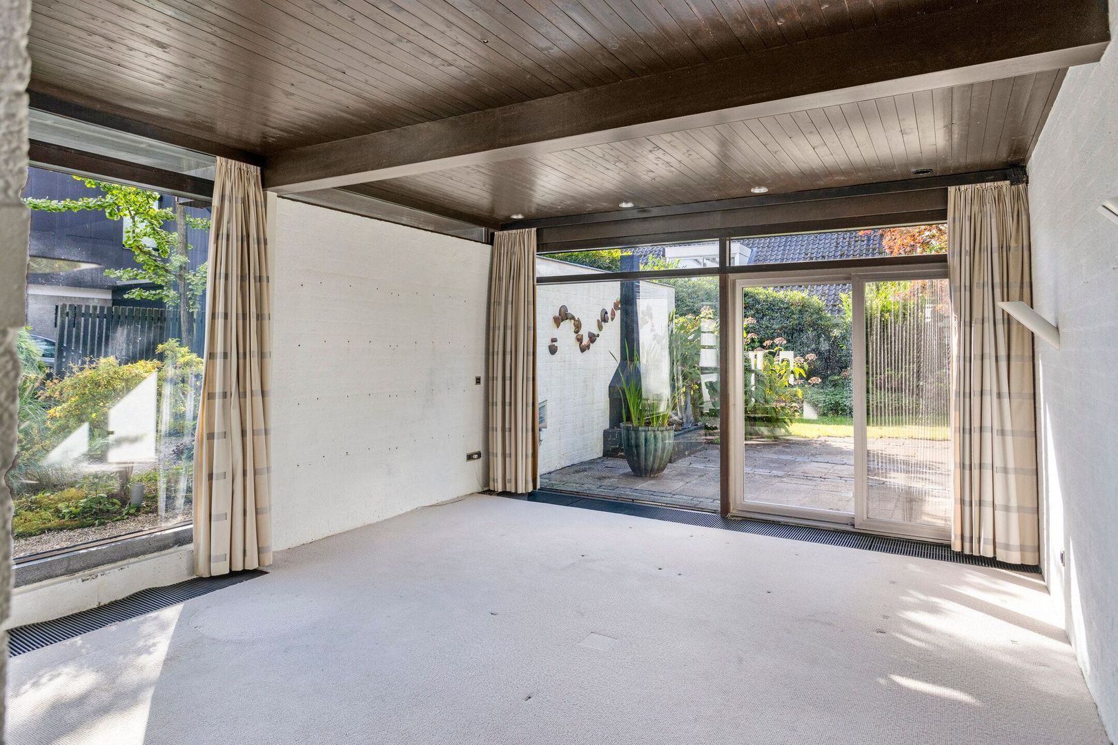 Paus Joanneslaan 5, Uden foto-10