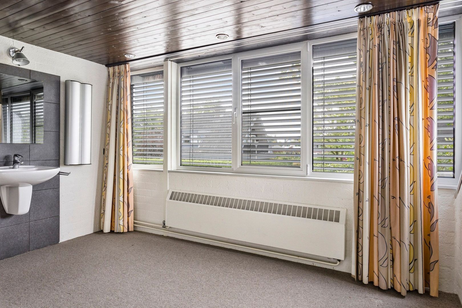 Paus Joanneslaan 5, Uden foto-25