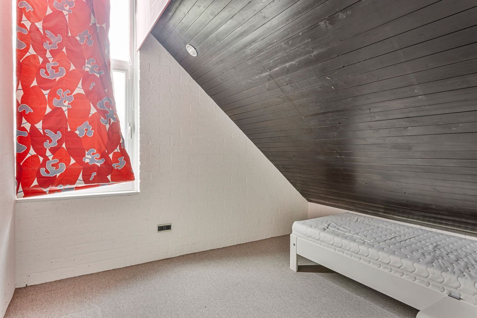 Paus Joanneslaan 5, Uden foto-32