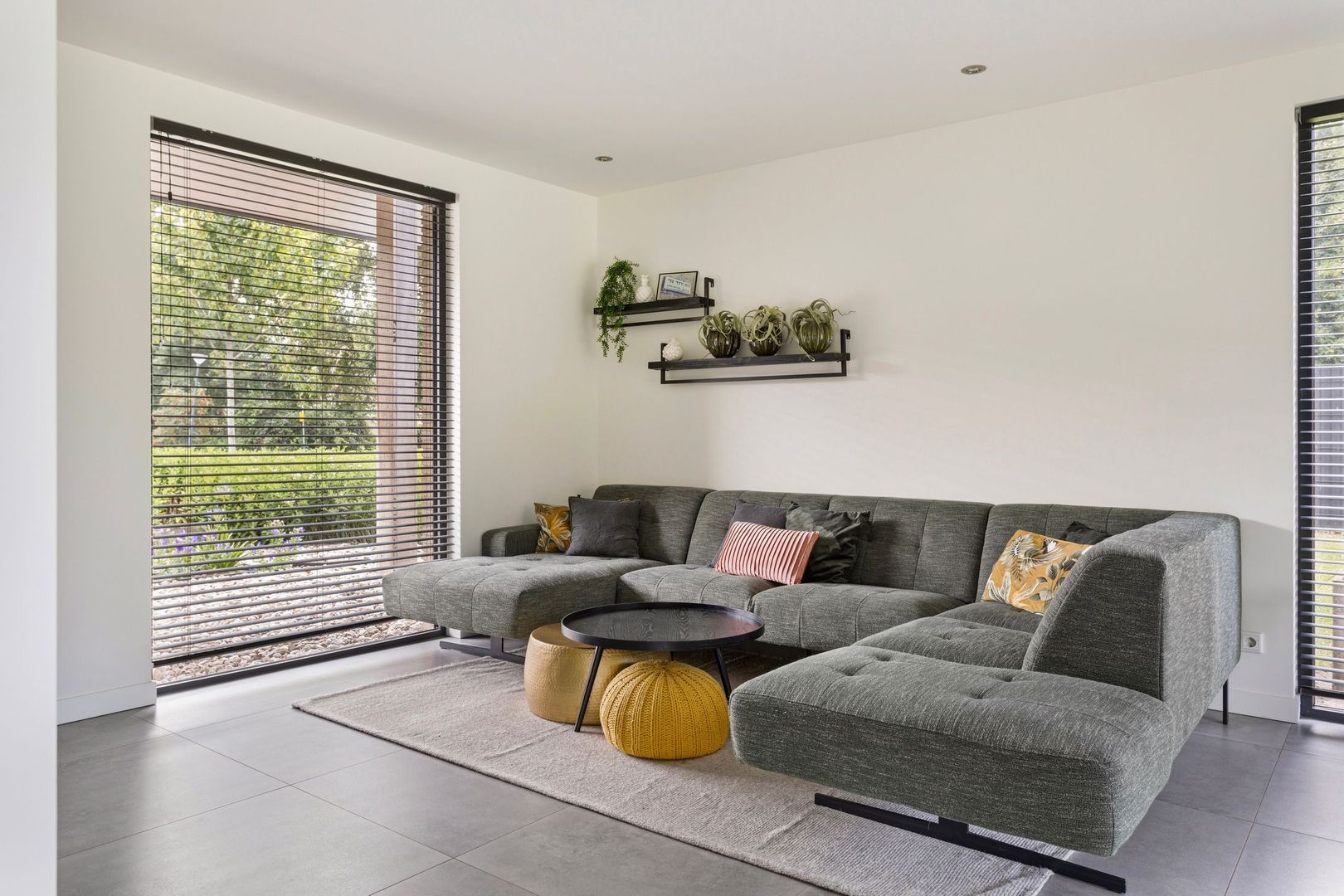 Gulden 2, Uden foto-15